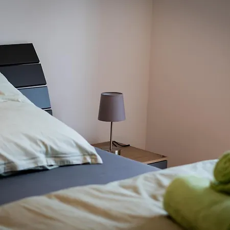 Ferienwohnung Im Gruenen Von Magdeburg Mit Wlan Und Balkon Exterior photo