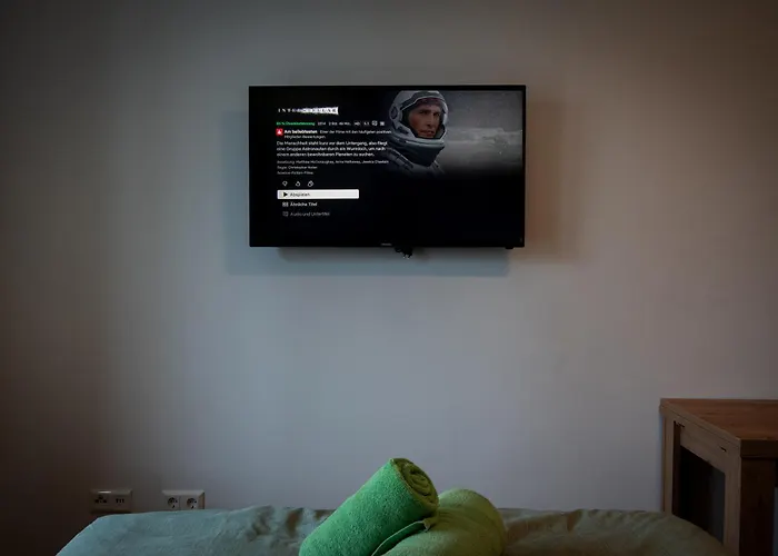 Ferienwohnung Im Gruenen Von Magdeburg Mit Wlan Und Balkon